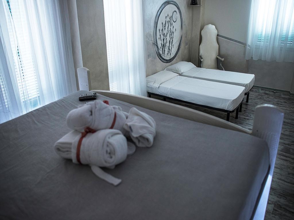 Hotel Butterfly Torre del Lago Puccini Esterno foto